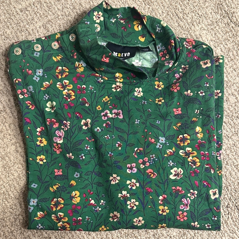 Maeve Botanical Green long sleeve Top